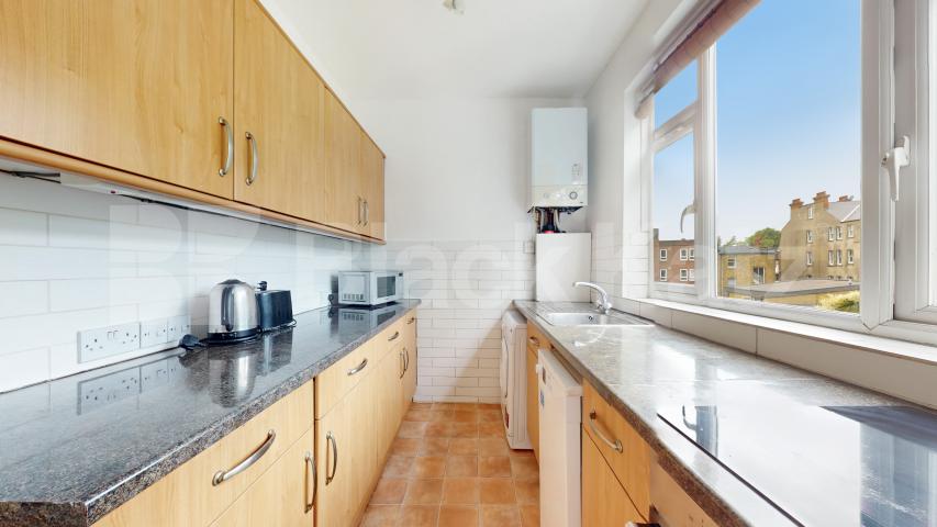 Modern Apartment Minford Gardens, Shepherds Bush